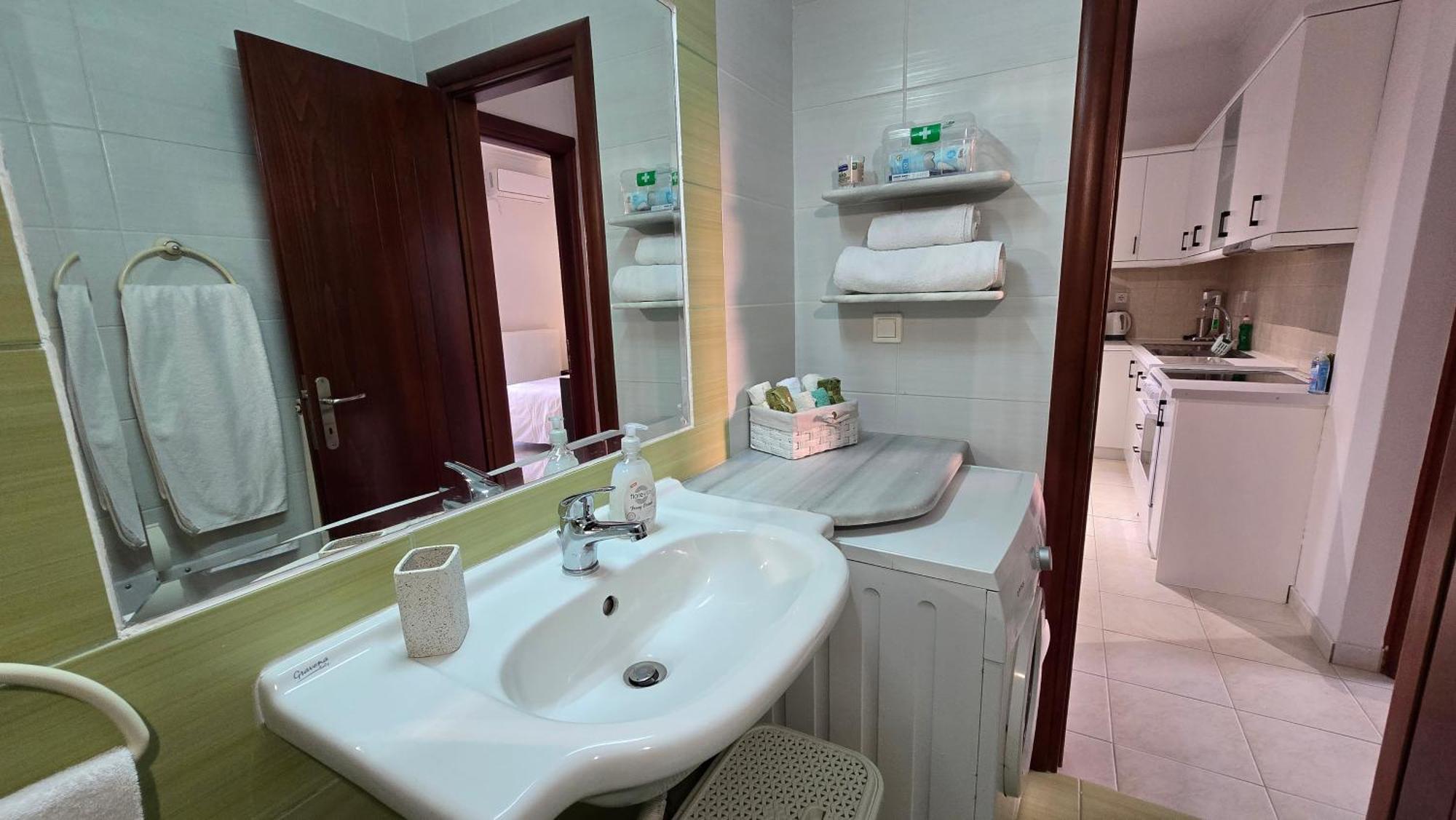 Tranquil Apartments Corfu Kontokali Ngoại thất bức ảnh